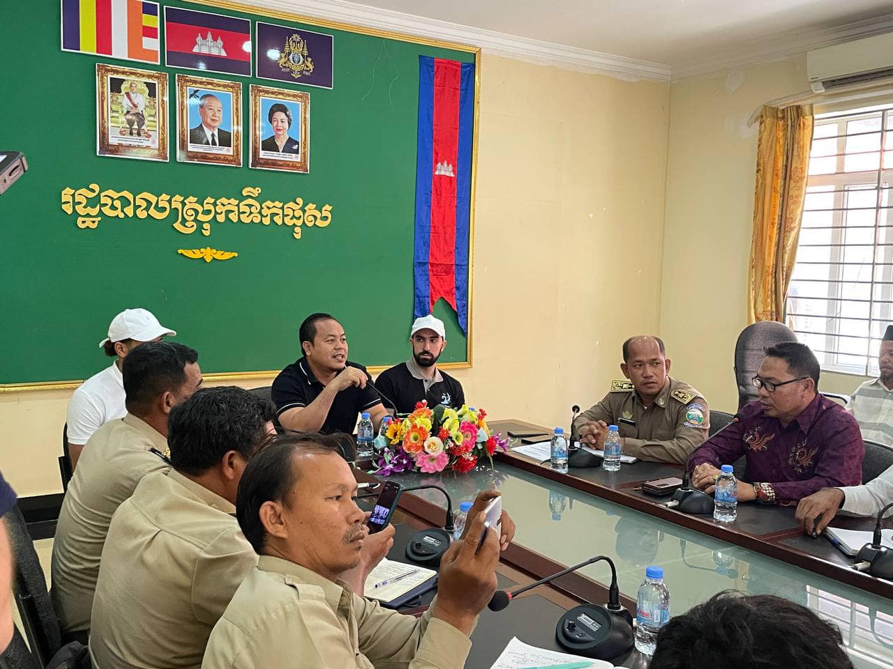 សមាគមអាម៉ាណះតាកាហ្វុលកម្ពុជា បានជួបសំណេះសំណាល និងសួរសុខទុក្ខ ថ្នាក់ដឹកនាំ និងប្រជាពលរដ្ឋក្រីក្រស្រុកទឹកផុស